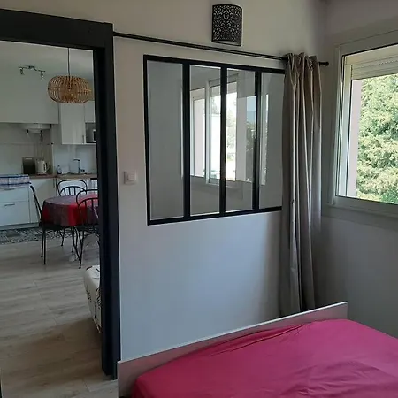 T2 100m De La Apartman